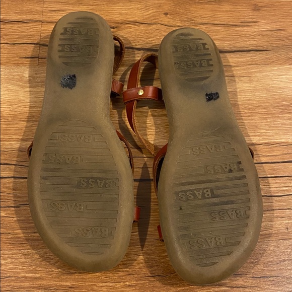 Bass Sunjuns Brown Strappy Sandals - Picture 4 of 5